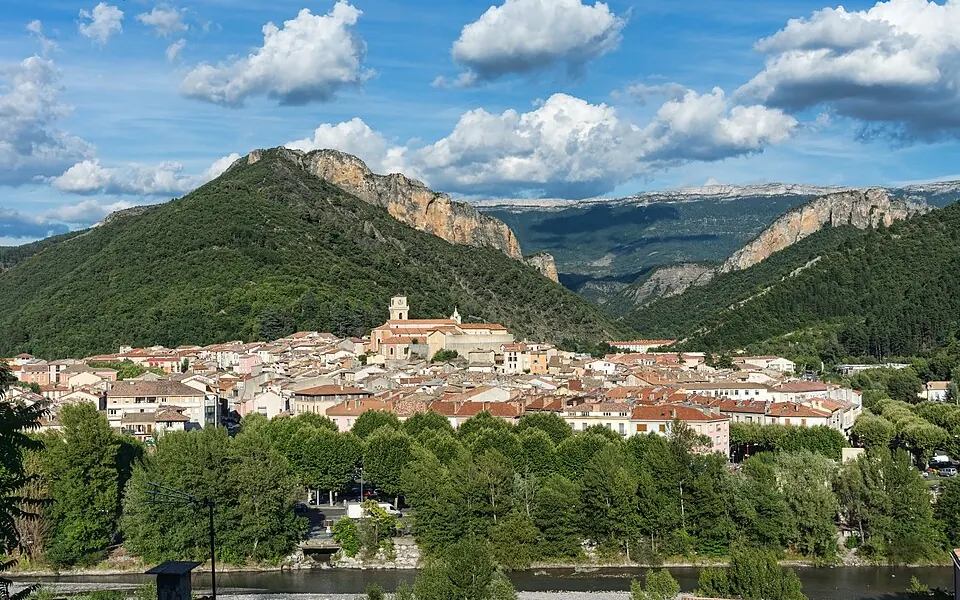 Digne-les-Bains, préfecture des Alpes-de-Haute-Provence