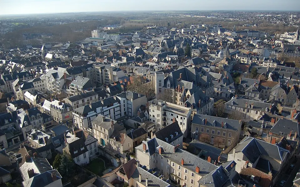 Bourges, préfecture du Cher