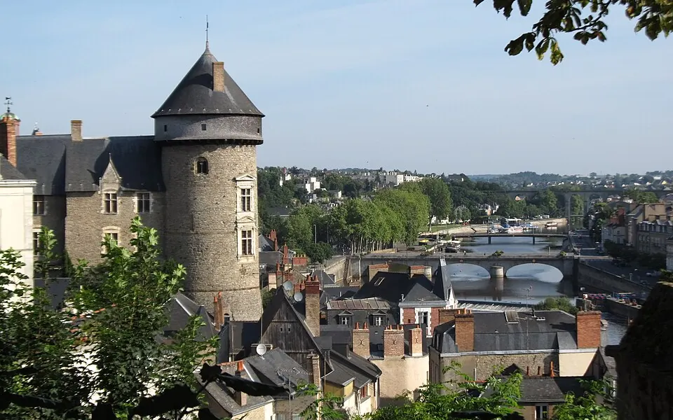 Laval, préfecture de la Mayenne